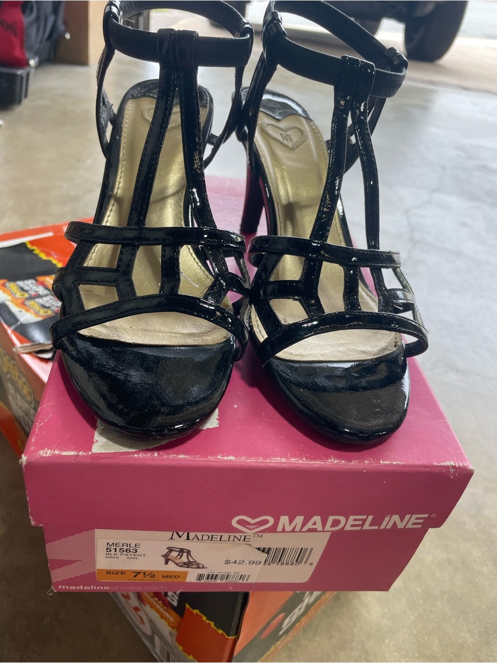 Madeline Black Patent T-Strap Open-Toe Heels 7.5